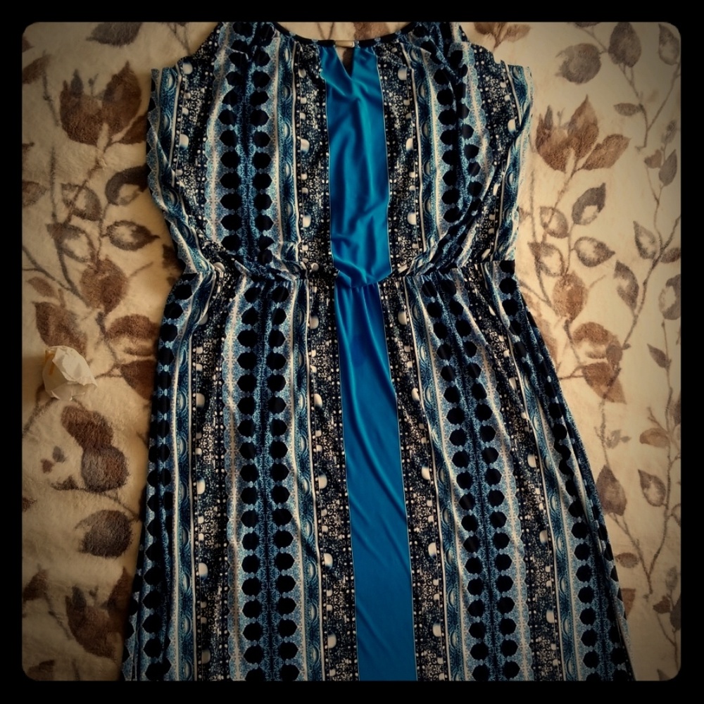Long spaghetti-strap (adjustable) maxi dress